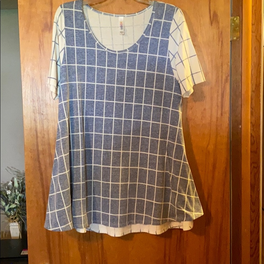 Lularoe Irma top.